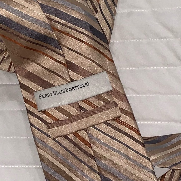 Tan brown varsity stripe tie - Picture 3 of 3